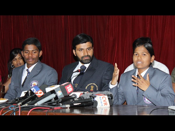 శవాలు కనిపించాయి