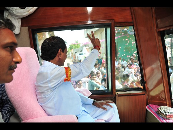 కెసిఆర్