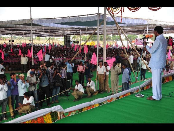 కెసిఆర్