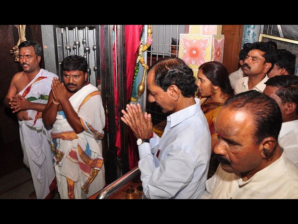 కెసిఆర్