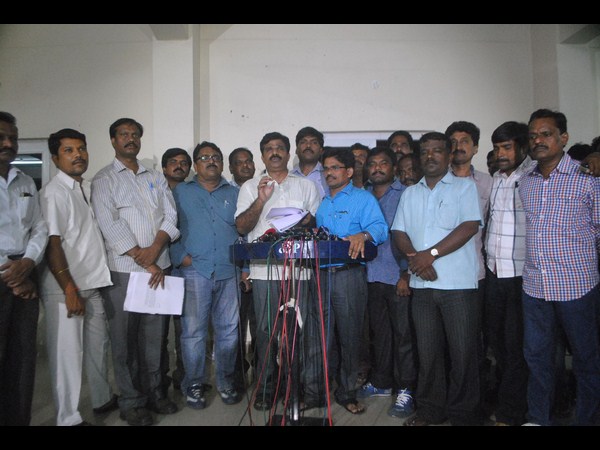 జర్నలిస్టుల కోర్కెల చిట్టా...