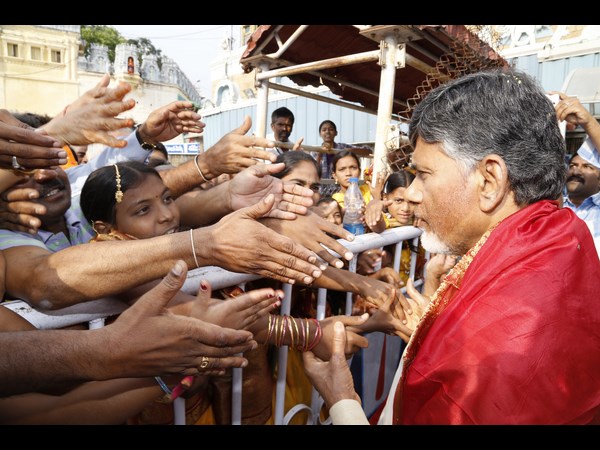 తిరుమలలో చంద్రబాబు