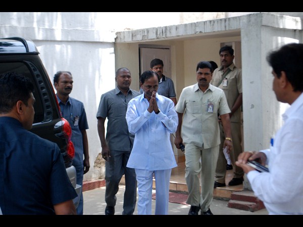 ఢిల్లీలో సిఎంగా కెసిఆర్