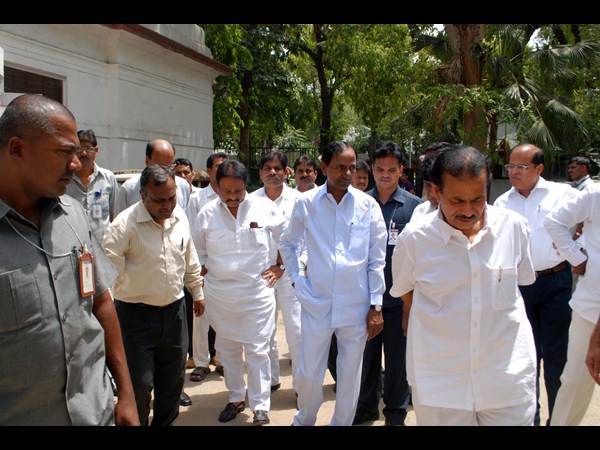 చంద్రబాబుకు సహకరిస్తా..