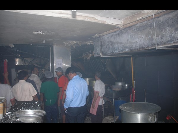 శుభ్రం చేయకపోవడం వల్లనే...