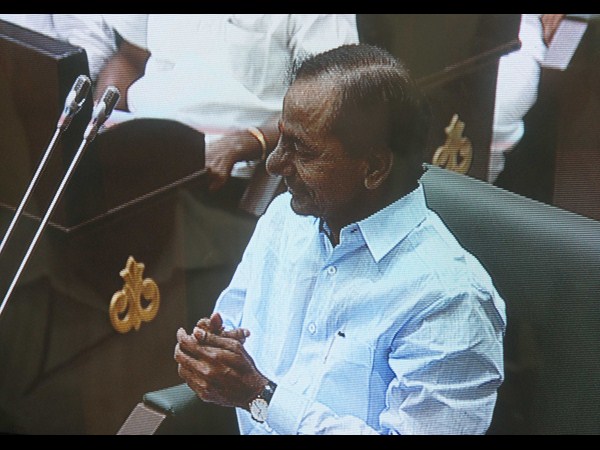 కెసిఆర్