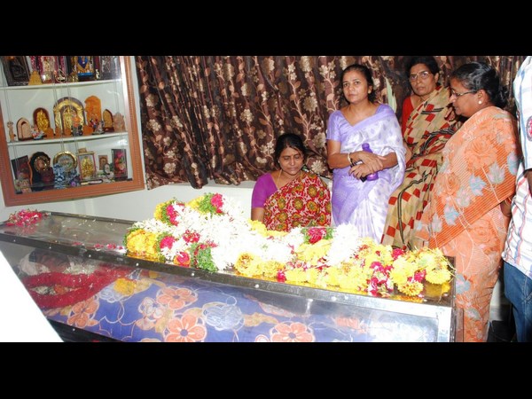 గంపల ఐశ్వర్య అంత్యక్రియాలు