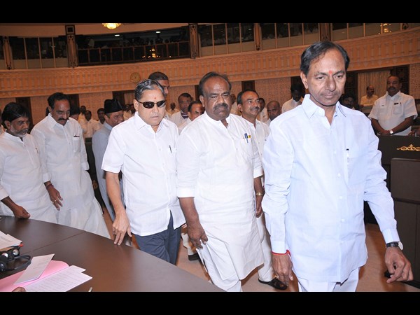 అసెంబ్లీ స్పీకర్‌గా మధుసూదనాచారి