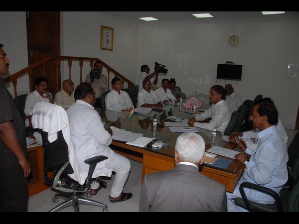 కెసిఆర్, హరీష్