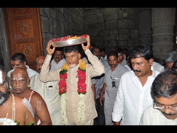 చంద్రబాబు