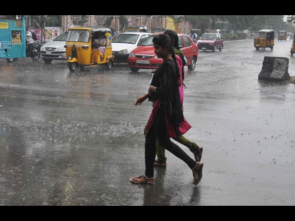 హైదరాబాదులో వర్షం