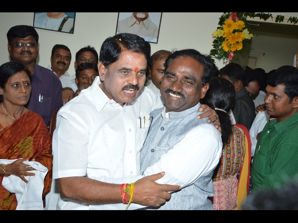 పల్లె రఘునాథ్ రెడ్డి