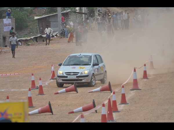 కార్ రేసింగ్