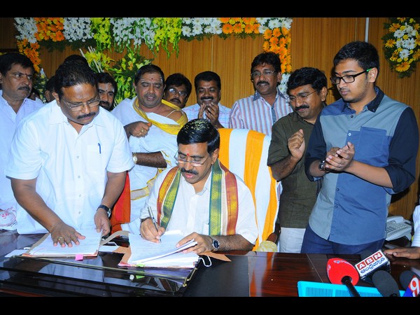 పి నారాయణ
