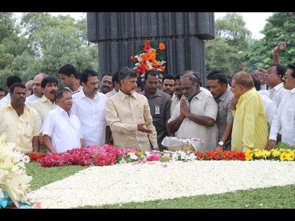 చంద్రబాబు