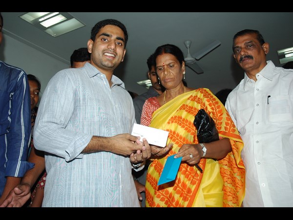 విరాళాల సేకరణ