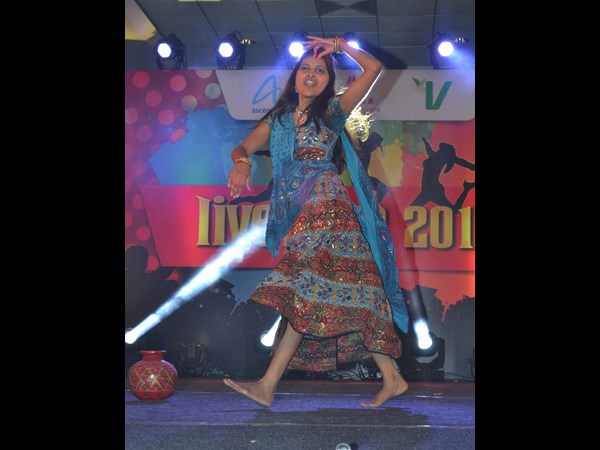 అదరగొట్టిన ఐటి ఉద్యోగులు