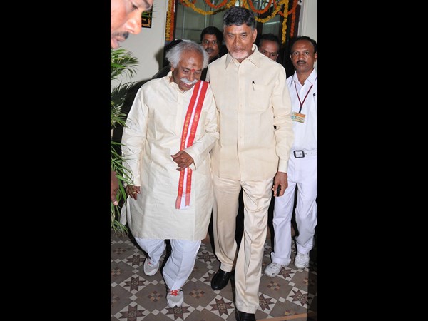 నిర్మలా సీతారామన్ నామినేషన్