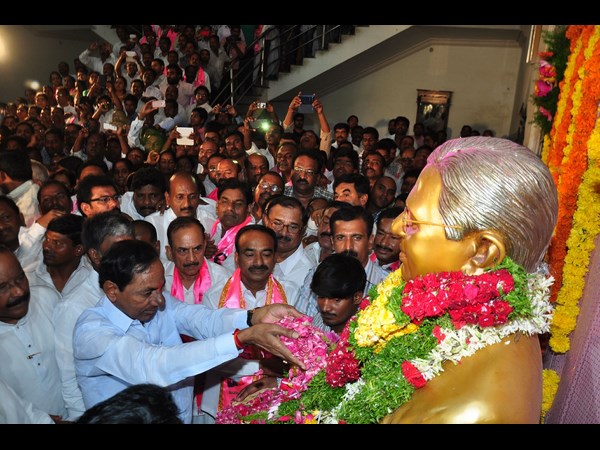 I am not changed: KCR 