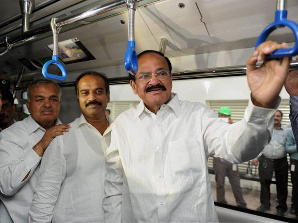 వెంకయ్య నాయుడు
