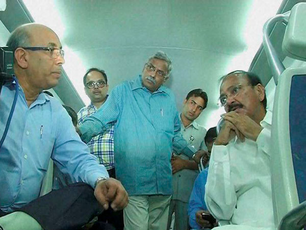 వెంకయ్య నాయుడు