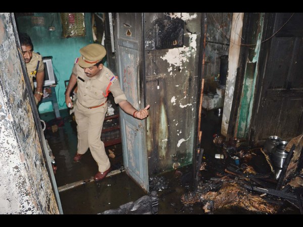 అతను వెళ్లిన కొద్దిసేపటికే..