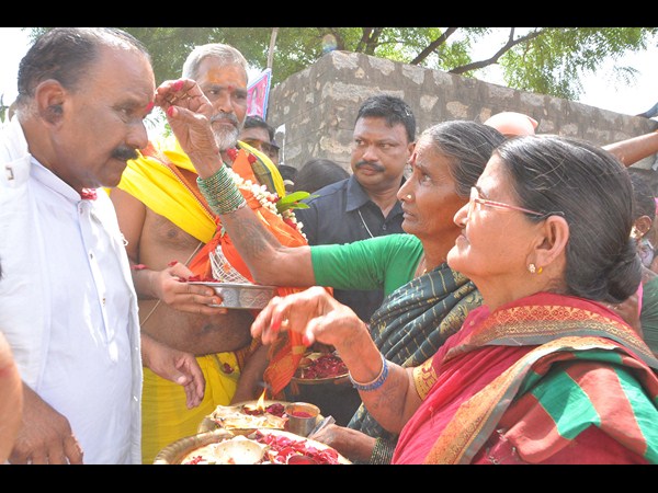 నాయిని నాయిని