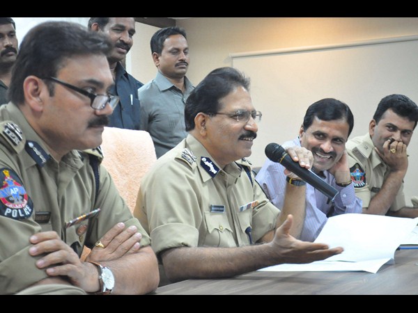 డ్రగ్స్ దందాపై ప్రత్యేక దృష్టి