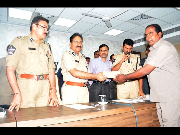 వివిధ నేరాలపై వివరణ