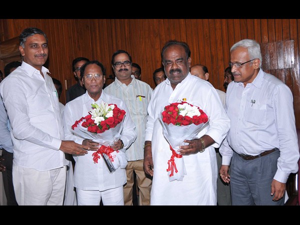 సభాపతులు