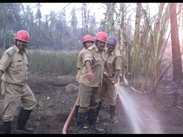 ఈ దుఖ్కం ఆరేదా..