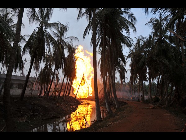 గంటపాటు ప్రమాదం