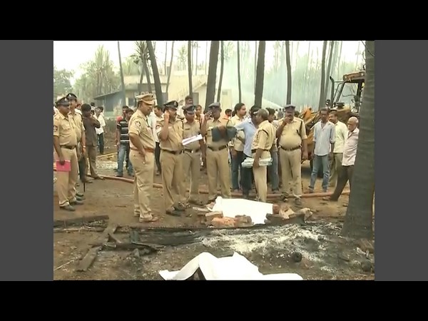 కుటుంబ సభ్యులంతా...