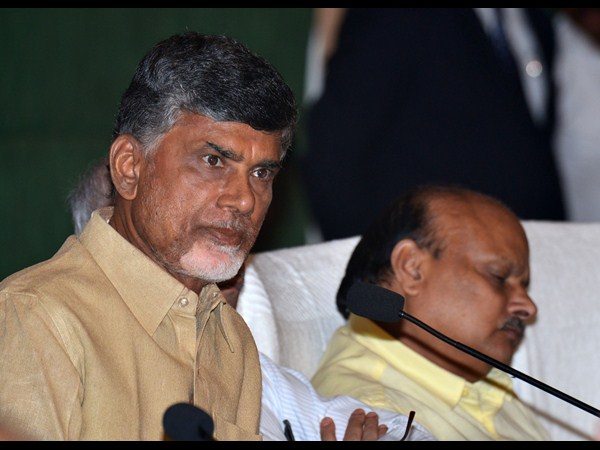 బ్యాంకర్లతో చంద్రబాబు బ్యాంకర్లతో చంద్రబాబు