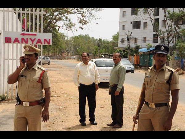 ఎన్ కన్వెన్షన్ ఎన్ కన్వెన్షన్