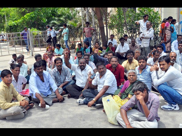 రోగుల ఆందోళన