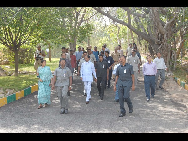 కార్పోరేట్ సంస్థలకు కూడా...