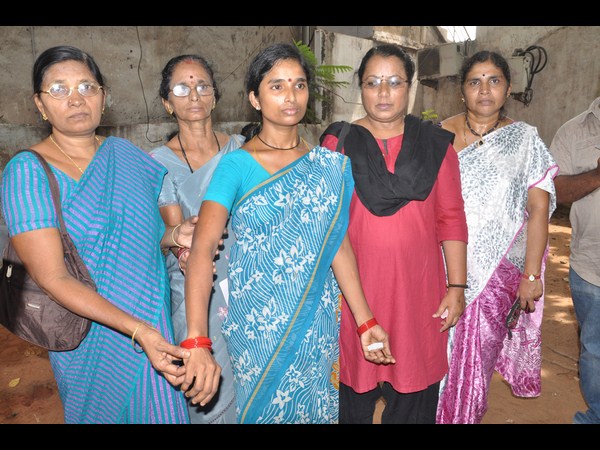 మామ పరారీ..