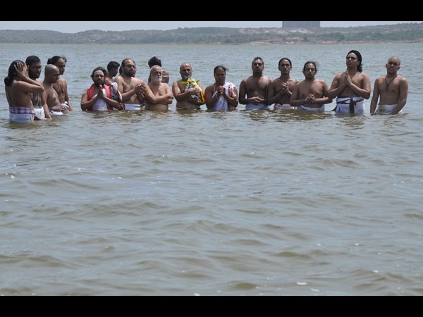 వరుణ జపం