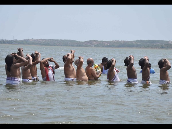 వరుణ జపం