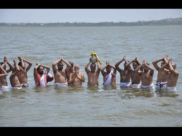 వరుణ జపం