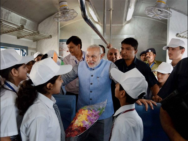 We want to win hearts of people of J&K: PM after flagging off Katra train 