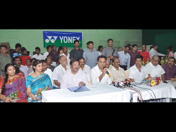 కెటిఆర్ మాట్లాడుతూ..