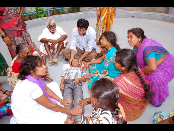 భారీ బందోబస్తు భారీ బందోబస్తు