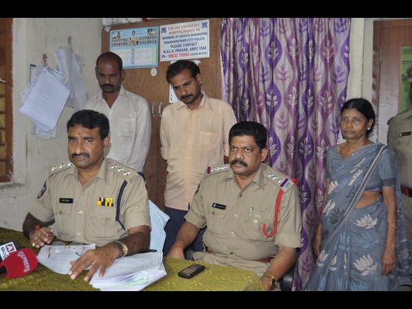 నిందితులు