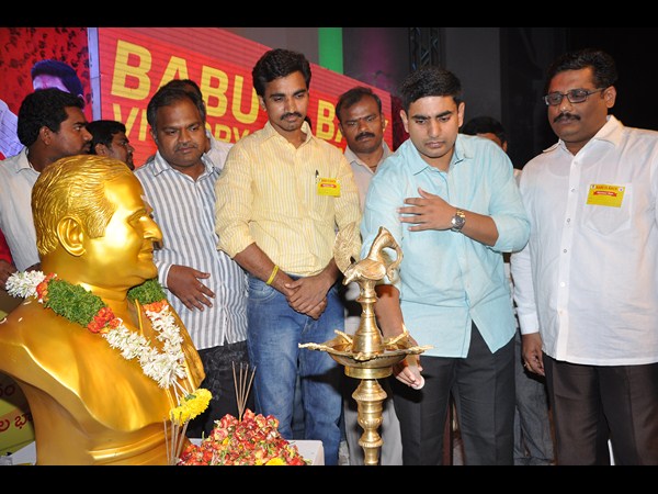 నారా లోకేష్