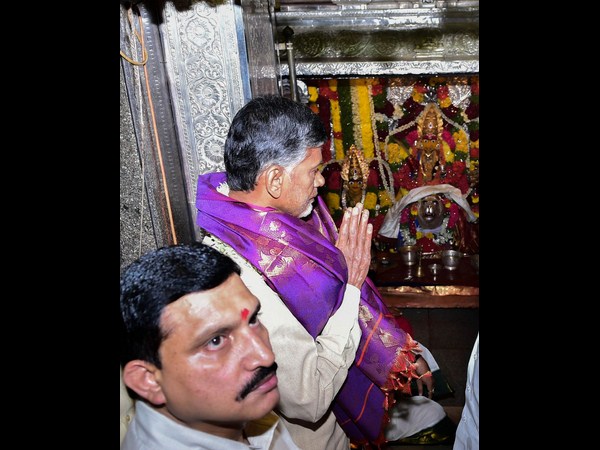 చంద్రబాబు చంద్రబాబు