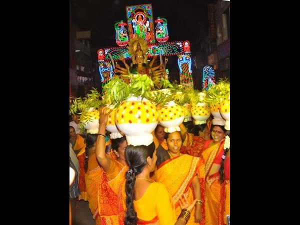 ఫలహారం బండి ఫలహారం బండి