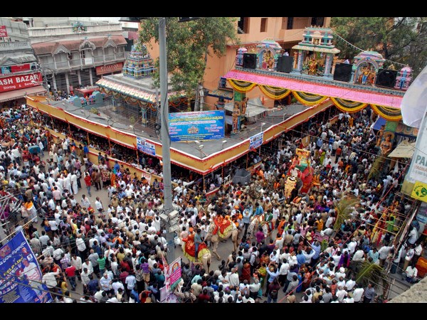 భక్తిపారవశ్యంతో..