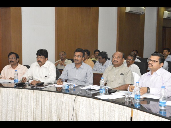 విశాఖలో వీడియో కాన్ఫరెన్స్ 